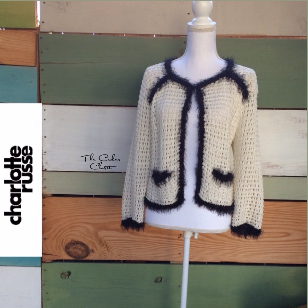 ⤵️🎈PRICE DROP 🎈CHARLOTTE RUSSE Jacket sweater L